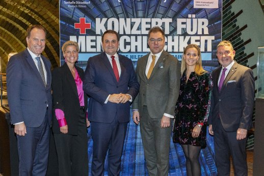 Konzert-fuer_Menschlichkeit_1.jpg