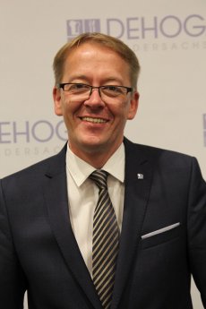 Präsident Detlef Schröder.jpg