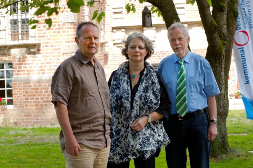 Edgar Wöltje, Susanne Krebser und Gerd Schröder freuen sich auf die Eröffnung des GartenKu.jpeg