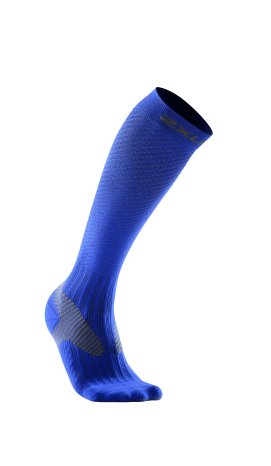 2XU Elite Compression Socks (men blue).jpg