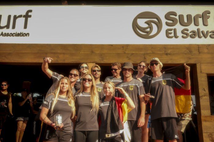 Surfteam%20Germany%20E.JPG&fileId=1850990&x=1920&y=1080&a=true&etag=a72cc0f1cda077581a6e20558271c6df