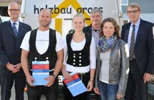 Hauptgeschäftsführer Dr. Joachim Eisert, Gert Gross, Lea Gross, der Wittlinger Ortsvorsteher Horst Vöhringer, Birgit Gross und Präsident Harald Herrmann (v.li.n.re.)