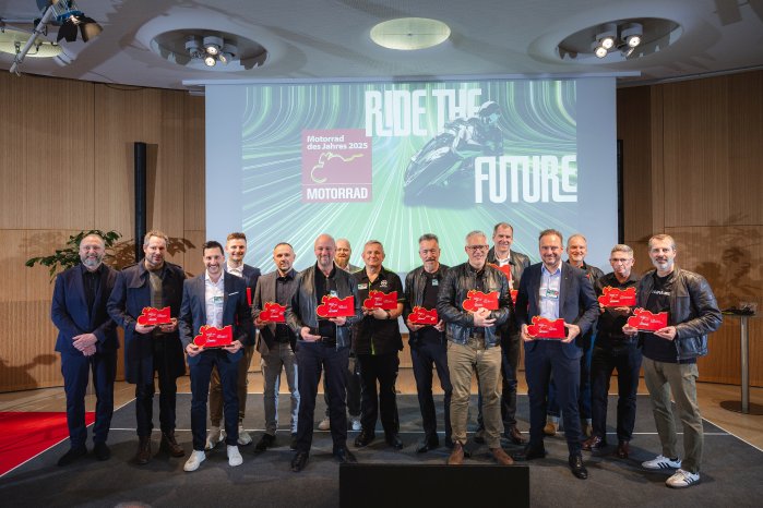 Gruppenbild_Motorrad des Jahres 2025_RG25_0194.jpg