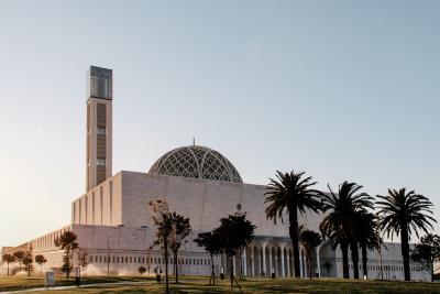 A minaret from Germany: In Algiers the world's third largest mosque opens its doors for the first public Friday prayers
