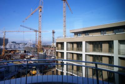Alles bestens: Seit dem Frühjahr 2017 sind die vier vorbildlich energiesparenden Neubauten des BV Freistil in München-Schwabing bis auf wenige Restarbeiten fertig. Foto: delaossaarchitekten, München; www.delaossa.de