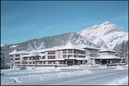 Hotel_Banff_International.jpg