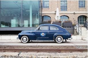 Wer weiß, wie der Volvo PV 544 im Volksmund auch genannt wird, kann eines von 15 Oldtimer-Pflege-Sets gewinnen