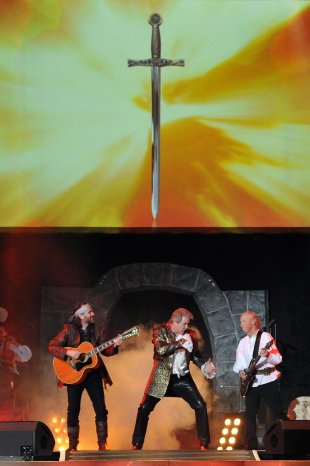 Rock im Zeichen des Schwerts - Alan Simon, Johnny Logan, Martin Barre(c)RW-Entertainment_Michael Bah