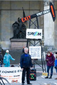Dr. Helmut Paschlau von der Koordnierungsgruppe der Klimaschutz-Koordinationsgruppe "Raus aus Steinkohle, Öl und Gas" in München