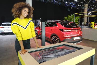 2019 Opel IAA Augmented Reality