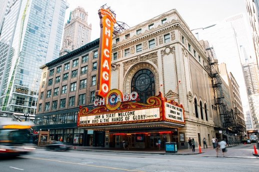 Chicago Theater_Credit-Clayton Hauck Photo Courtesy of Choose Chicago.jpg