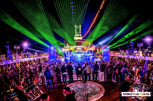 World Club Cruise 2_Alle Farben legt an Bord der Mein Schiff 2 auf_(c)2018 by BigCityBeats.jpg