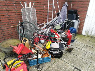 Altmetallhändler bieten Schnelle Abwicklung beim Schrottabholung in Neuss