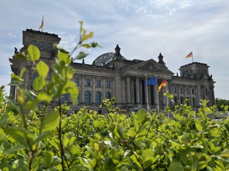 depi_reichstag_gesamt_web.jpg__1500x1125_q85_subject_location-1995%2C1501_subsampling-2.jpg