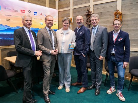 Schwarzwald-Pressekonferenz CMT 2026; Rapp;Ante;PalmaDiaz;Mair;Erny;Schreib © Schwarzwald Touris.jpg