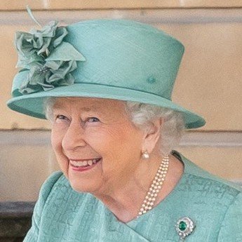 APD_151_2022_Queen_Elizabeth_II_on_3_June_2019_Official White House Photo by Andrea Hanks - geme.jpg