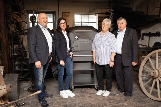 Familie Häussler klein.jpg