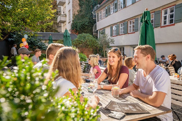 Biergarten-Le-Sud_Bildnachweis_MTK-Dagmar-Schwelle.jpg