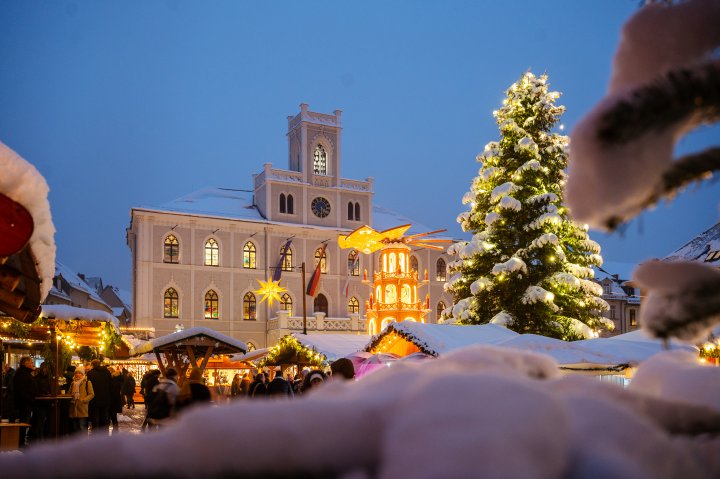 Advent in den Thüringer Städten - 200 Jahre „Oh Tannenbaum“