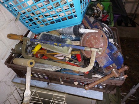 Containerdienst für Schrott und Buntmetall beim Schrotthändler Overath.jpg