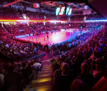 Handball-Bundesliga: packender Sport und tolle Stimmung in der ARENA / Foto: HJKrieg, Erlangen