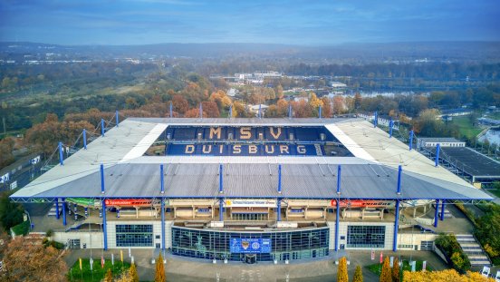 20241122_PM_Erneuerung_Stadiondach_Foto_Ilja_Höpping-Stadt_Duisburg.jpg