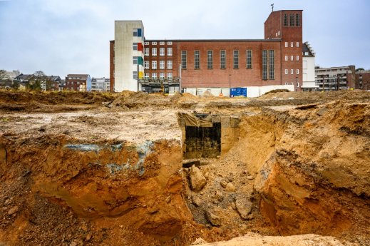 Bunker_Abriss_Maria_Hilf_Terrassen_Eingang-Bunker.jpg