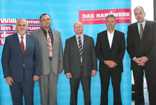 v.l. Präsident Walter Tschischka, Erich Bundschuh, André Croissant, Uwe Wiesendanger und stv. Hauptgeschäftsführer Jens Brandt