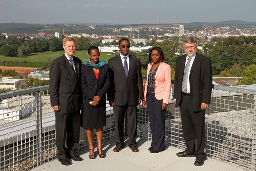 Besuch_ruandischer_Bildungsminister_20130927_1_Presse.jpg