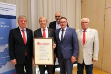 Maler- und Lackierermeister Alois Jöst zum Ehrenpräsident ernannt