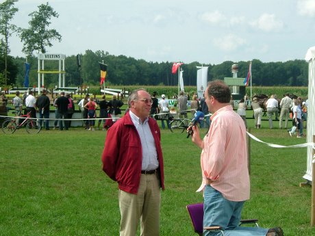 Bundestrainer Meier - TV.JPG