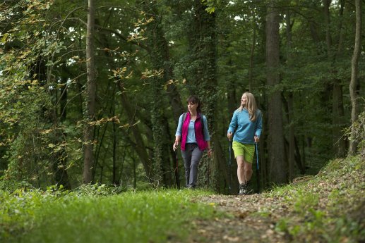 Wandern (c) Bayer. Staatsbad Bad Kissingen GmbH_Foto Ingo Peters.jpg