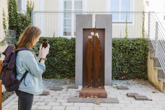 2024_BS_Exkursion-Erinnerungsorte_ma_193_Schweinspoint_Fotograf Martin Augsburger_Bildrechte Bez.jpg