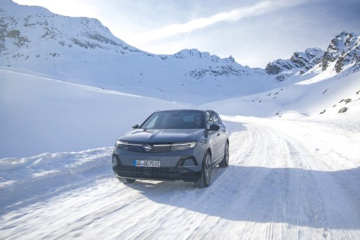 OpelGrandlandElectricAWD (5).jpg