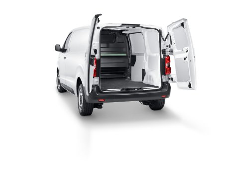 Peugeot_e-Expert_Avantage Edition.jpg