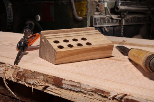 wod02br_Holzweg Pen Stand_Troika-6.JPG