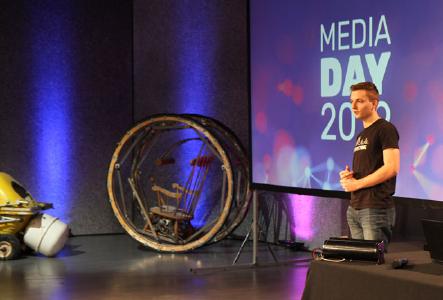 Philipp Mickenbecker von den "Real Life Guys" aus der Nähe von Darmstadt beim MediaDay 2019