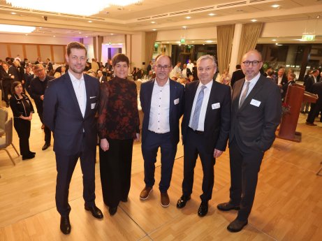 V.l._Guido_Zöllick__Eva-Maria_Kröger__Dr._Wolfgang_Blank__Frank_Martens_und_Matthias_Fromm_.jpg