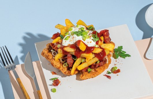 FFS_SNACK-TIME_Loaded_Schnitzel_Fries_Bacon.tif