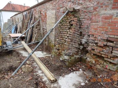 Kloster Irsee: Sanierung der historischen Klostermauer abgeschlossen / Bild: Klaus Zöttl, Augsburg