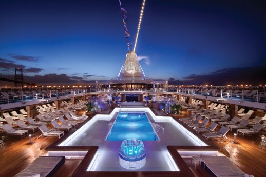 Oceania Cruises_O-Class_Pool.jpg