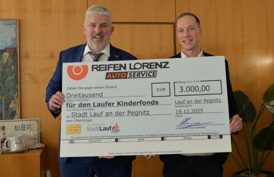 Reifen Lorenz-Spendenübergabe.JPG