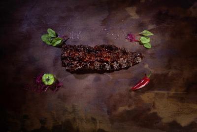 Deutschlands erste Spare Ribs ohne Knochen: die Boneless Ribs – entwickelt von gourmetfleisch.de