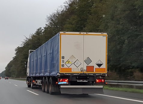 Foto Uran-LKW auf A 31 bei Gronau Ri Ruhrgebiet ca. 8 Uhr CB.jpg