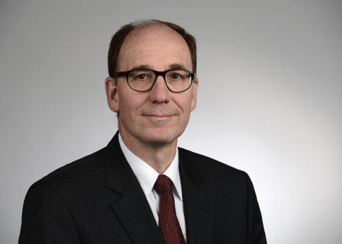 2025-11-04-PM-Neuer Chefarzt Wicker Klinik.jpg