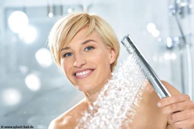 SPLASH-Bad-Model-Eva.jpg