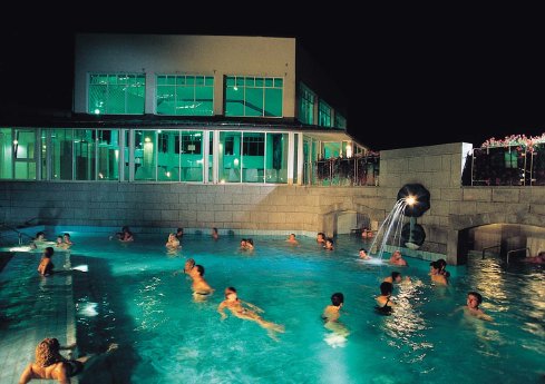 bad-fuessing-therme.jpg