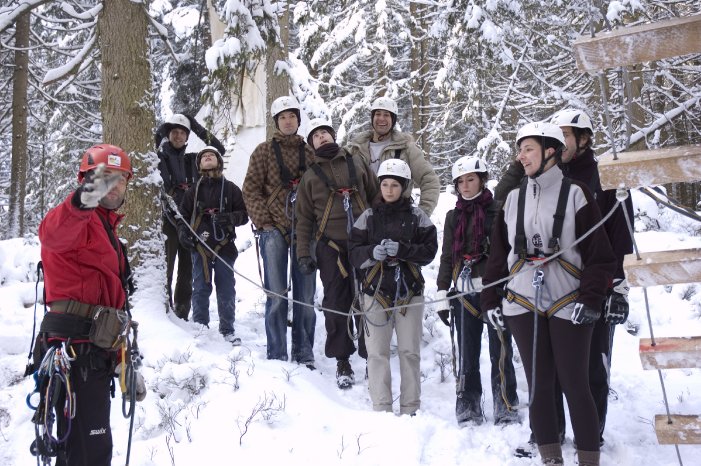 Hochseilgarten Winter Rechte TVB Wildschönau (13).jpg