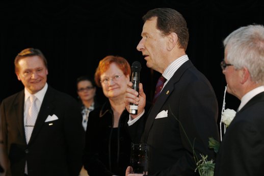 Viking Line wird mit Finnish Quality Award 2009 ausgezeichnet.JPG