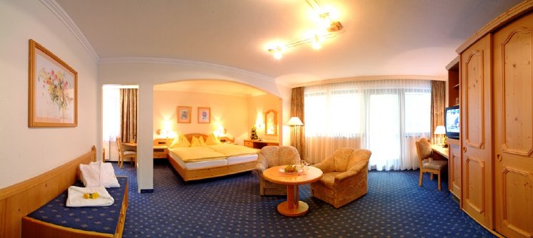 Zimmer im Hotel EUROPÄISCHER HOF.jpg